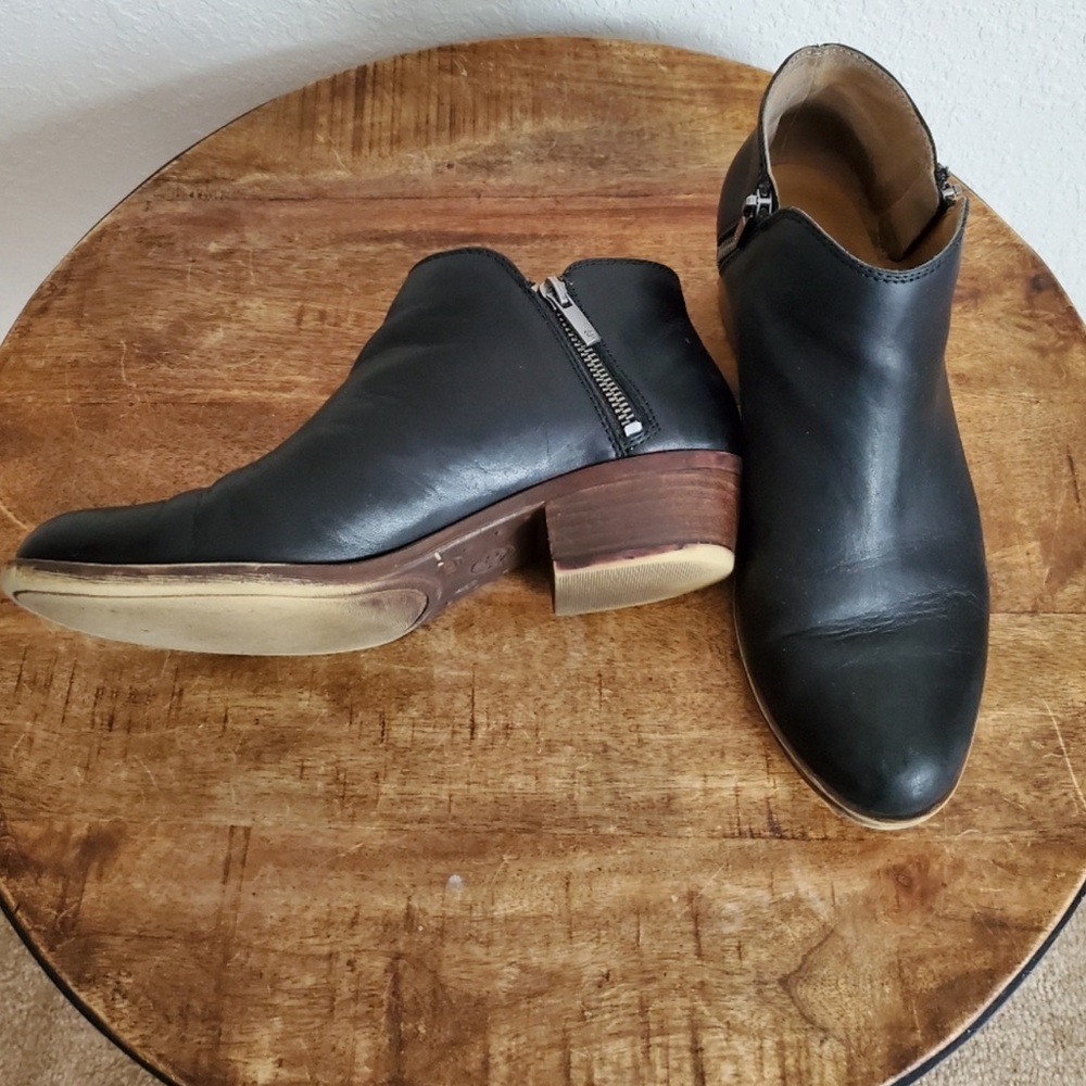 Lucky Brand Ankle Booties Burklee Black Leather  w Double Zip